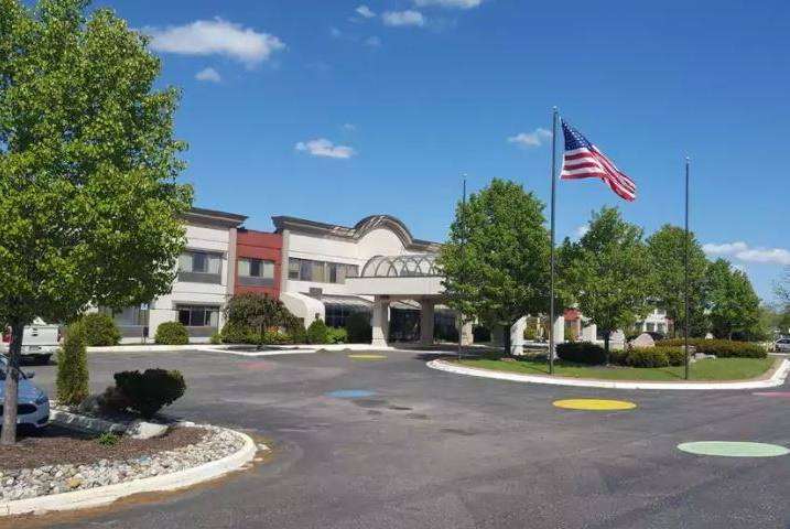 Days Inn & Suites By Wyndham Rochester Hills Mi Exterior photo